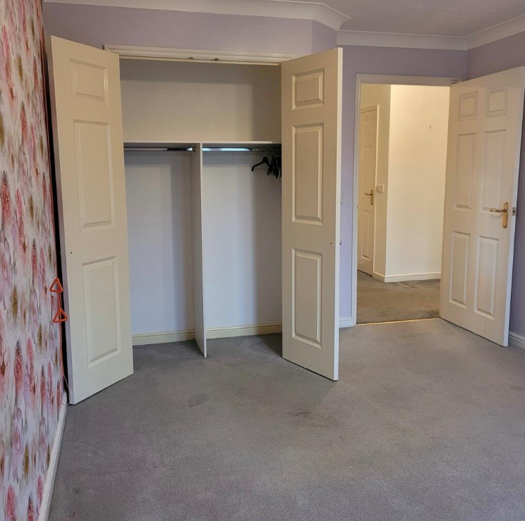 1 bed Ground Flat