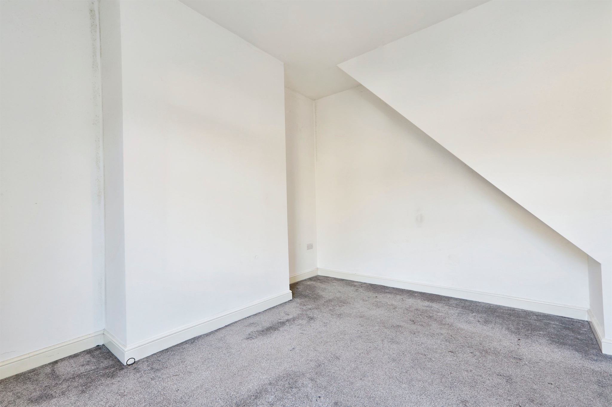 2 bed Terraced