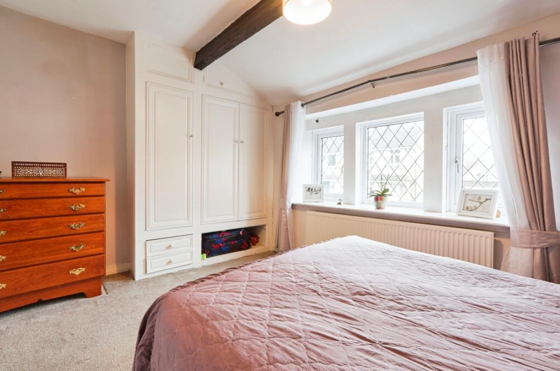 3 bed End of Terrace