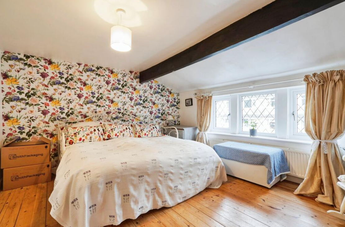 3 bed End of Terrace