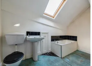 3 bed Terraced