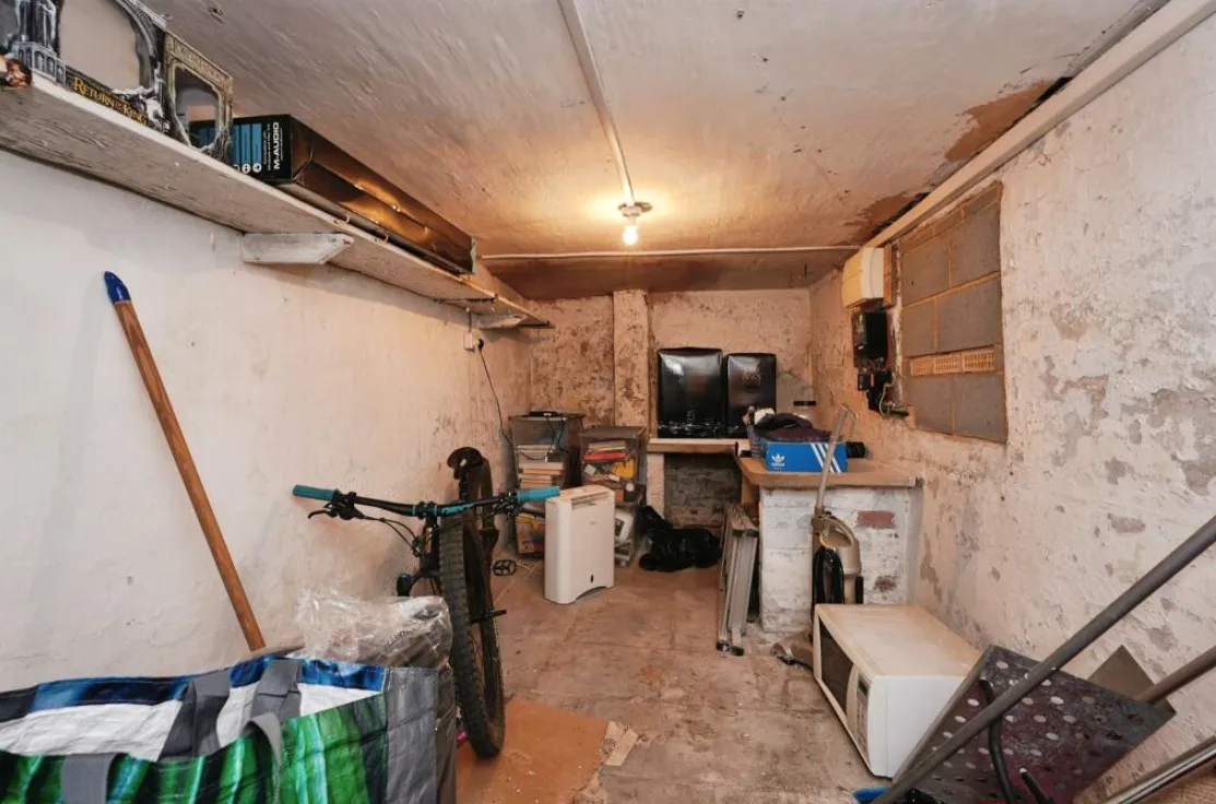 2 bed End of Terrace