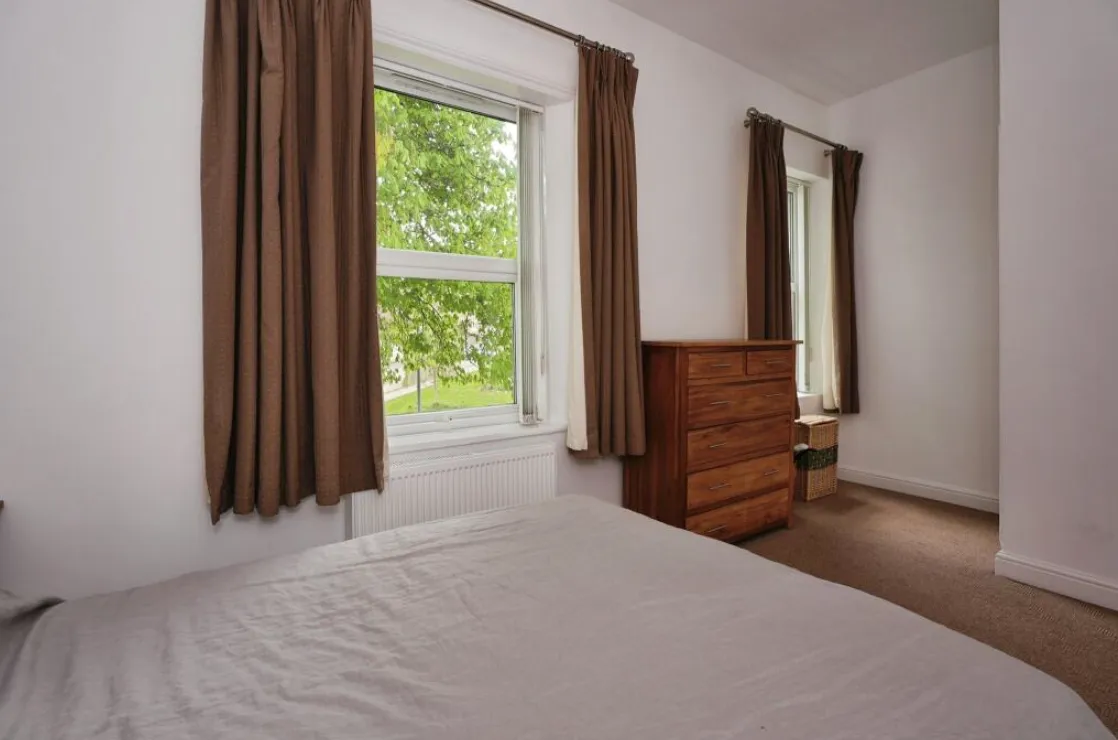 2 bed End of Terrace