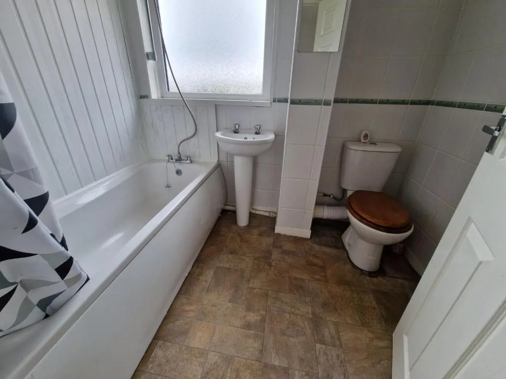 3 bed Semi-Detached