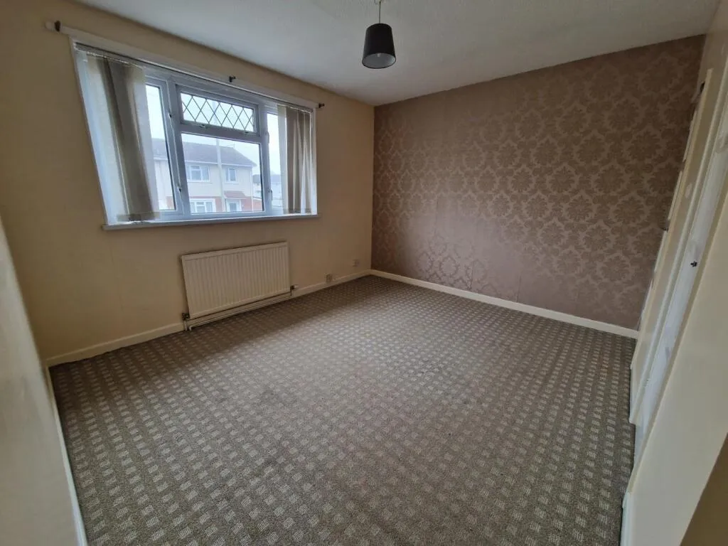 3 bed Semi-Detached