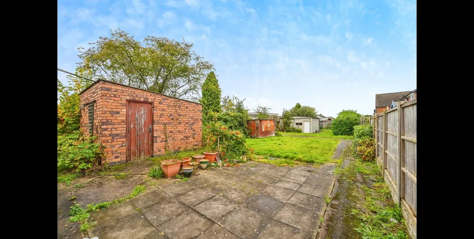 THREE BEDROOM DETACHED BUNGALOW