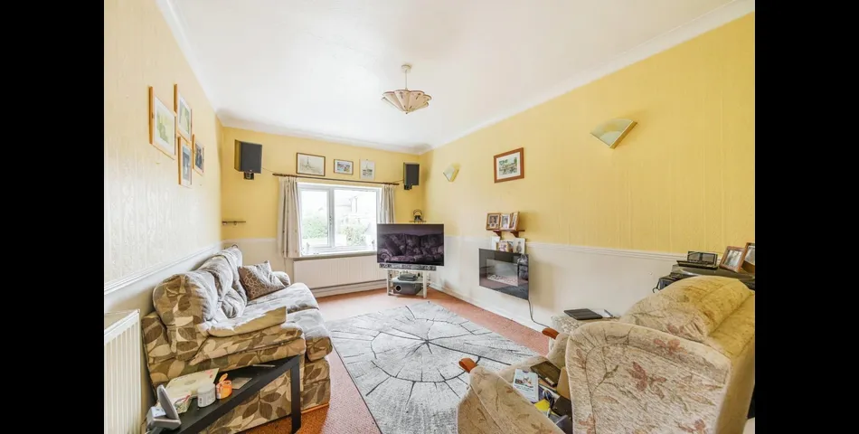 THREE BEDROOM DETACHED BUNGALOW