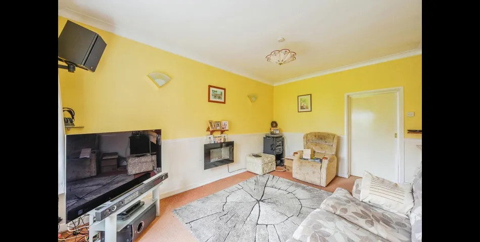 THREE BEDROOM DETACHED BUNGALOW