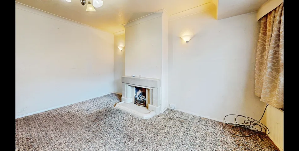 THREE BEDROOM SEMI-DETACHED PROPERTY