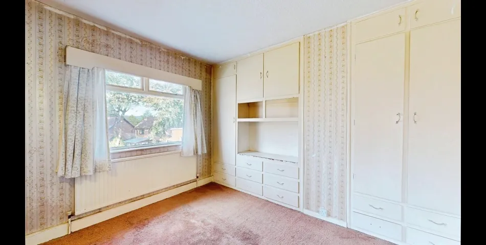 THREE BEDROOM SEMI-DETACHED PROPERTY