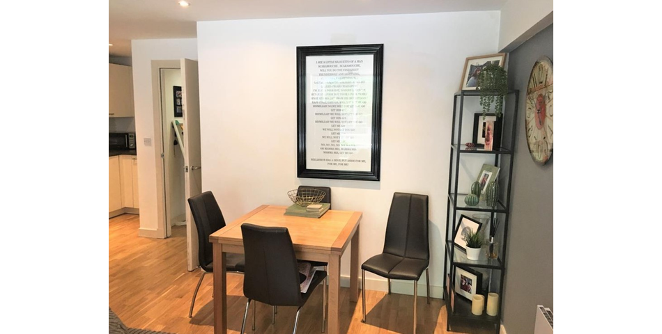 TWO BEDROOM GROUND FLOOR APARTMENT