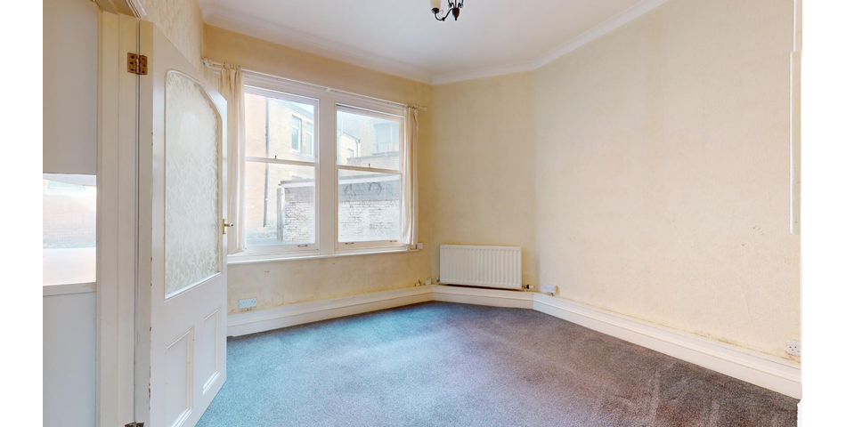 FOUR BEDROOM GRADE II LISTED BUILDING - INVESTMENT OPPORTUNITY