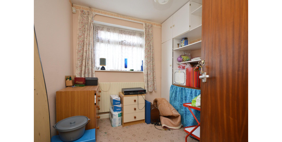 EXTENDED THREE BEDROOM SEMI-DETACHED BUNGALOW