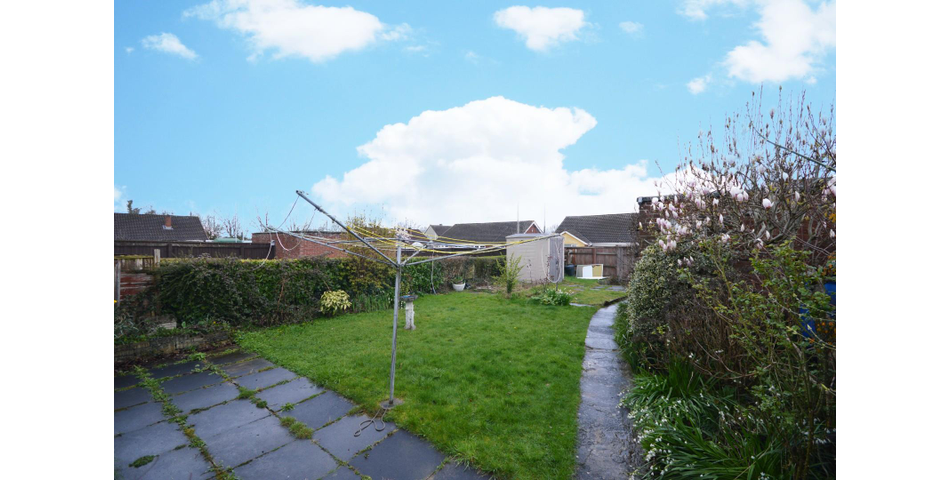 EXTENDED THREE BEDROOM SEMI-DETACHED BUNGALOW