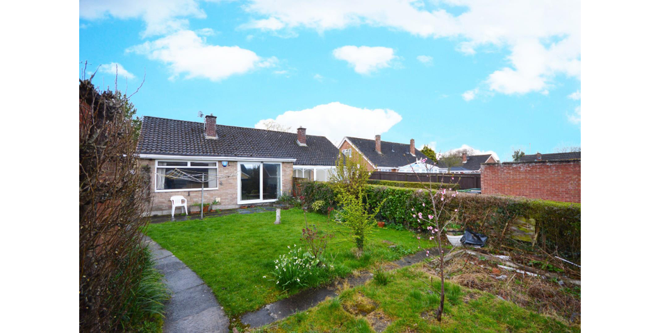 EXTENDED THREE BEDROOM SEMI-DETACHED BUNGALOW