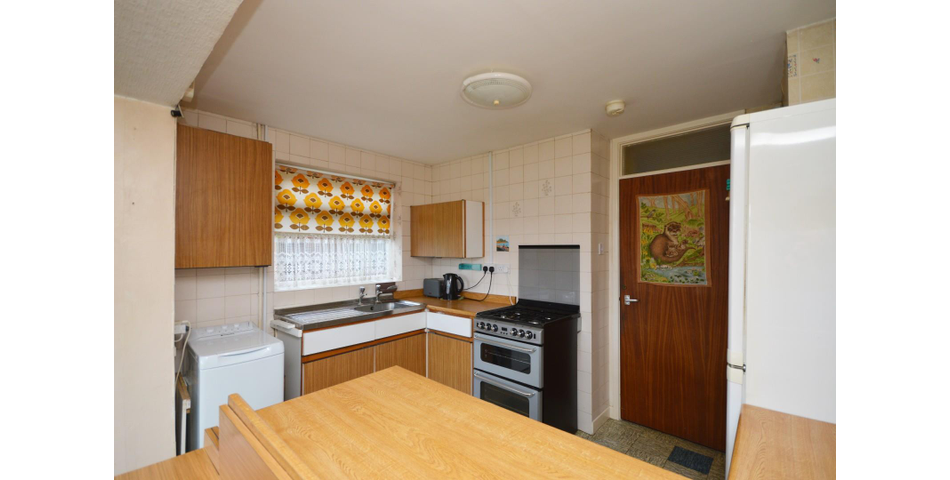 EXTENDED THREE BEDROOM SEMI-DETACHED BUNGALOW