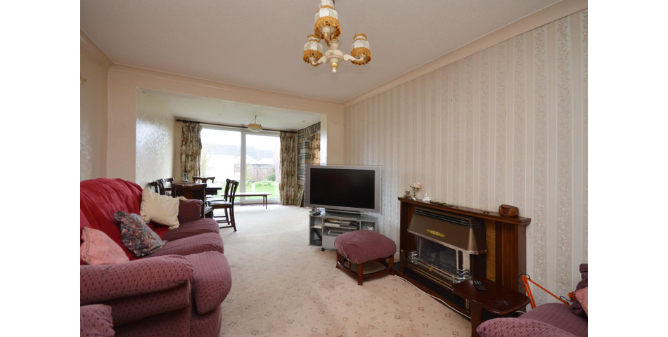 EXTENDED THREE BEDROOM SEMI-DETACHED BUNGALOW