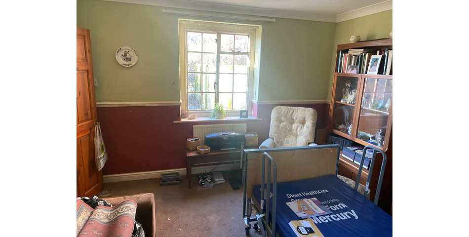 THREE BEDROOM PROPERTY IN NEED OF UPDATING