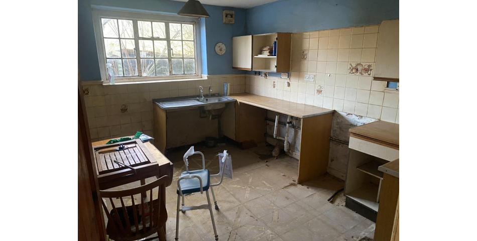 THREE BEDROOM PROPERTY IN NEED OF UPDATING
