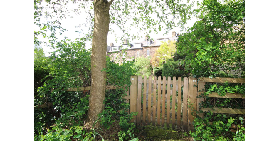 TWO DOUBLE BEDROOM TERRACED PROPERTY IN NEED OF FULL RENOVATION