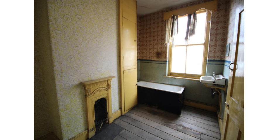 TWO DOUBLE BEDROOM TERRACED PROPERTY IN NEED OF FULL RENOVATION