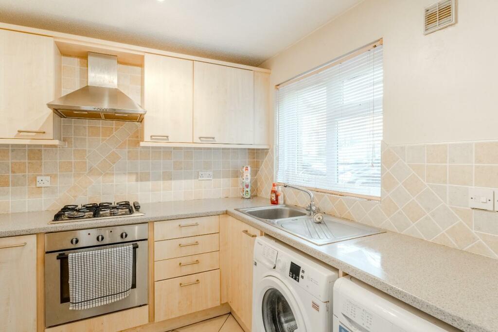 2 bed Terraced