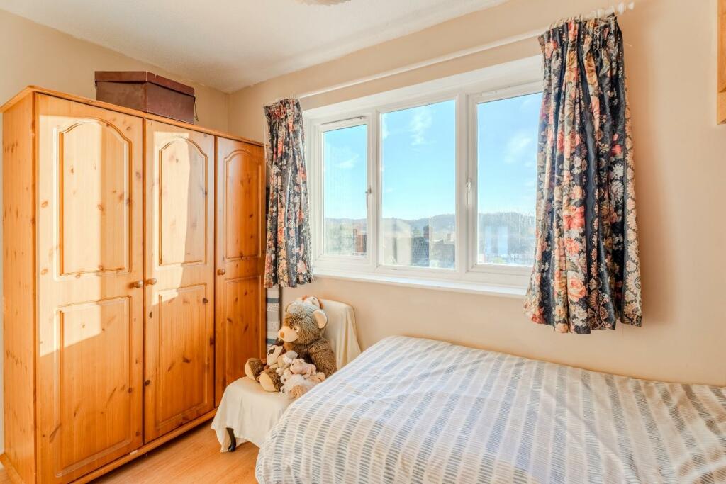 2 bed Terraced