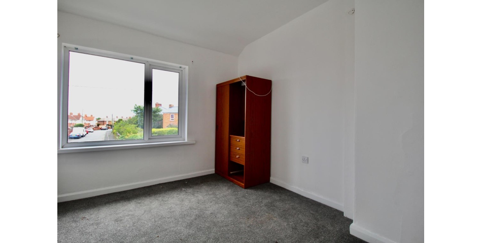THREE BEDROOM MID TERRACE HOUSE