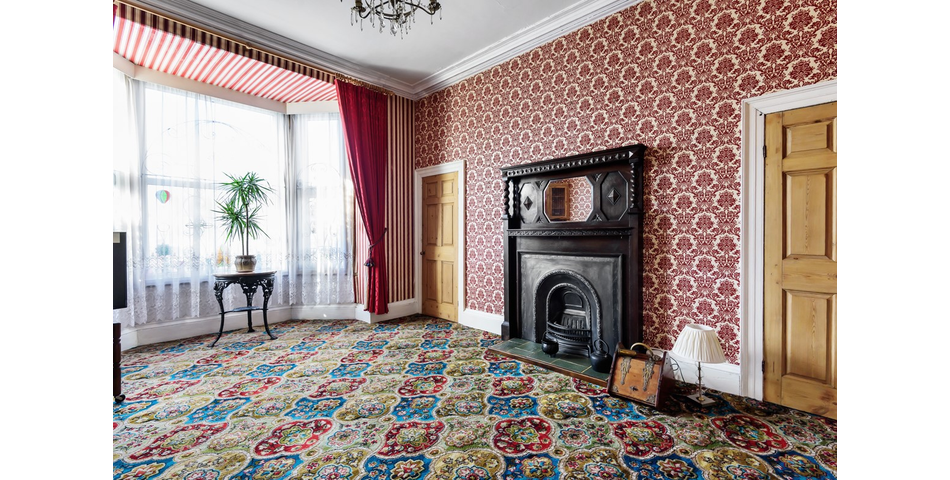 6 BEDROOM PROPERTY IN NEED OF RENOVATION