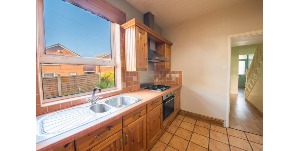 FIVE BEDROOM VICTORIAN PROPERTY