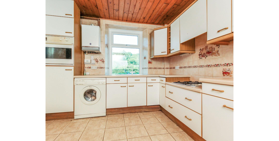 FOUR BEDROOM TERRACED PROPERTY
