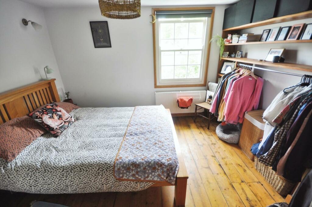 2 bed Terraced
