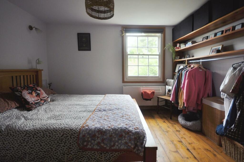 2 bed Terraced