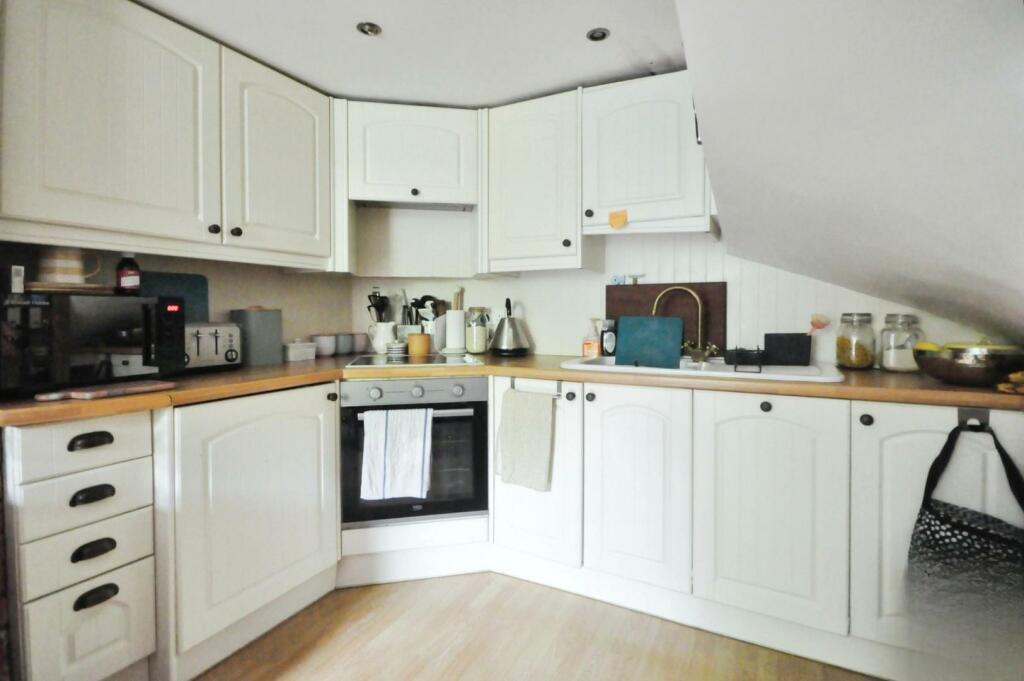 2 bed Terraced