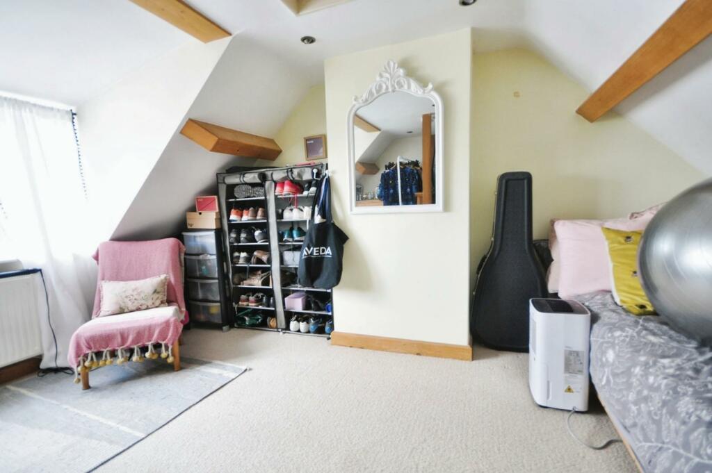 2 bed Terraced