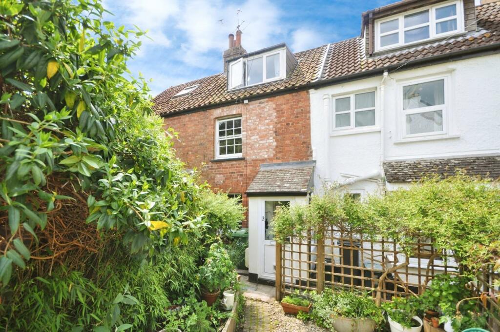 2 bed Terraced