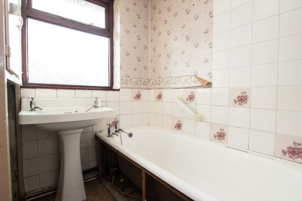 3 bed Semi-Detached