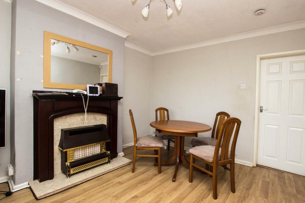 3 bed Semi-Detached