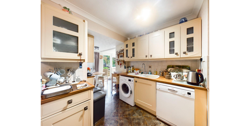 THREE BEDROOM DETACHED BUNGALOW