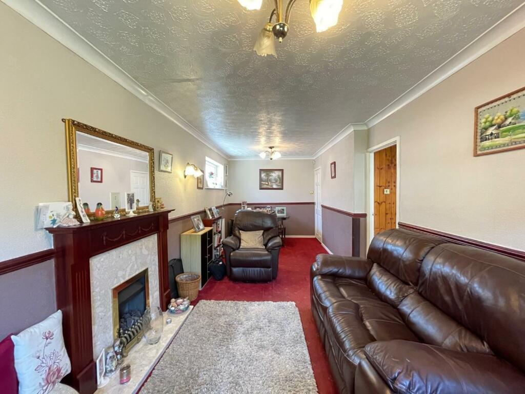 2 bed Detached Bungalow