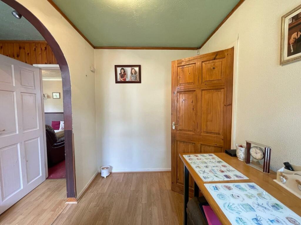 2 bed Detached Bungalow