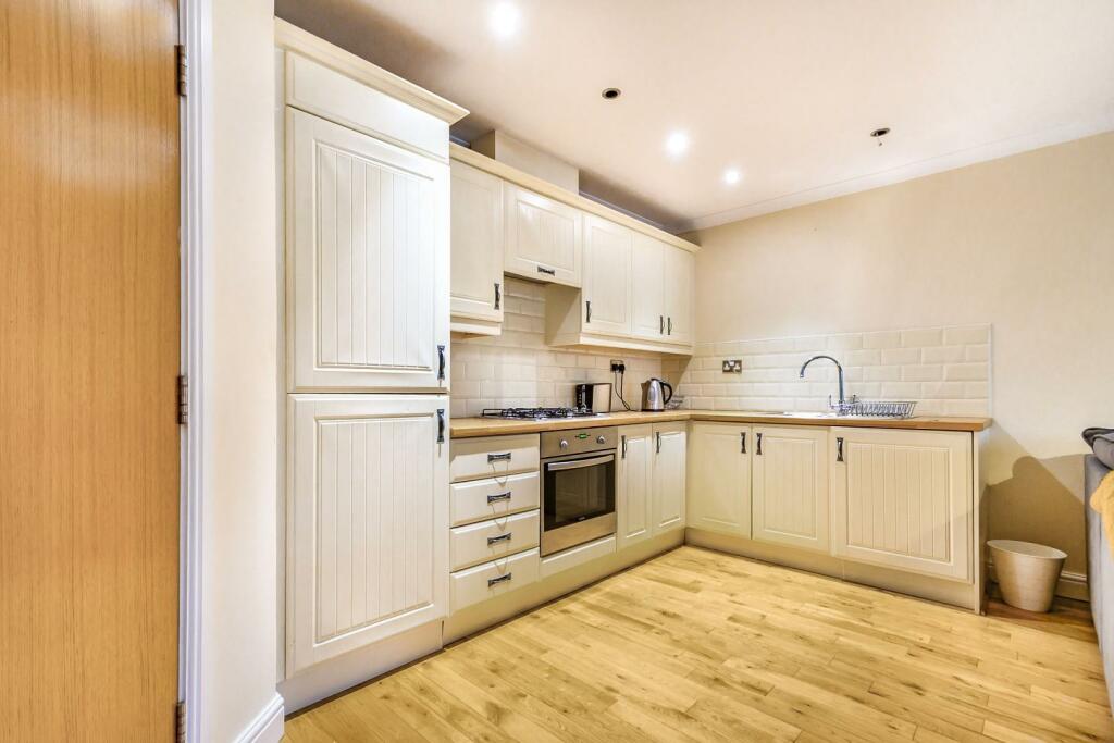 2 bed Apartment
