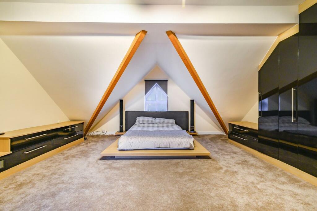 2 bed Apartment