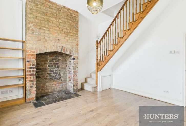 2 bed Terraced