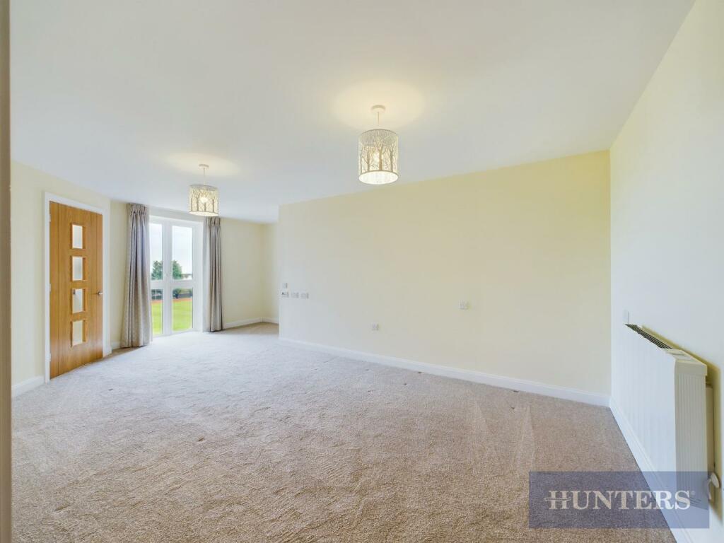 2 bed Apartment