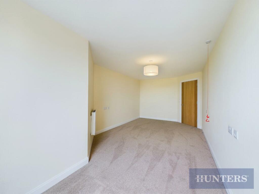 2 bed Apartment
