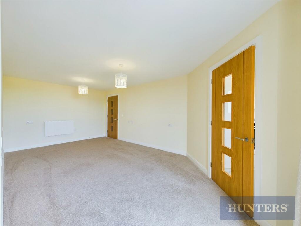 2 bed Apartment