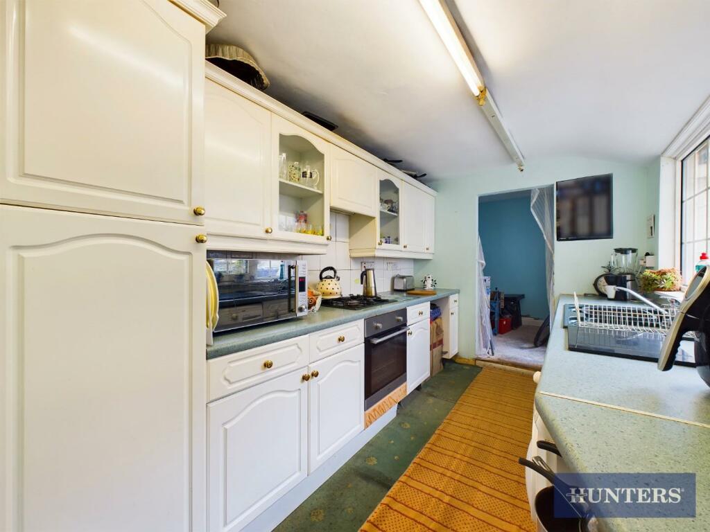 7 bed Terraced