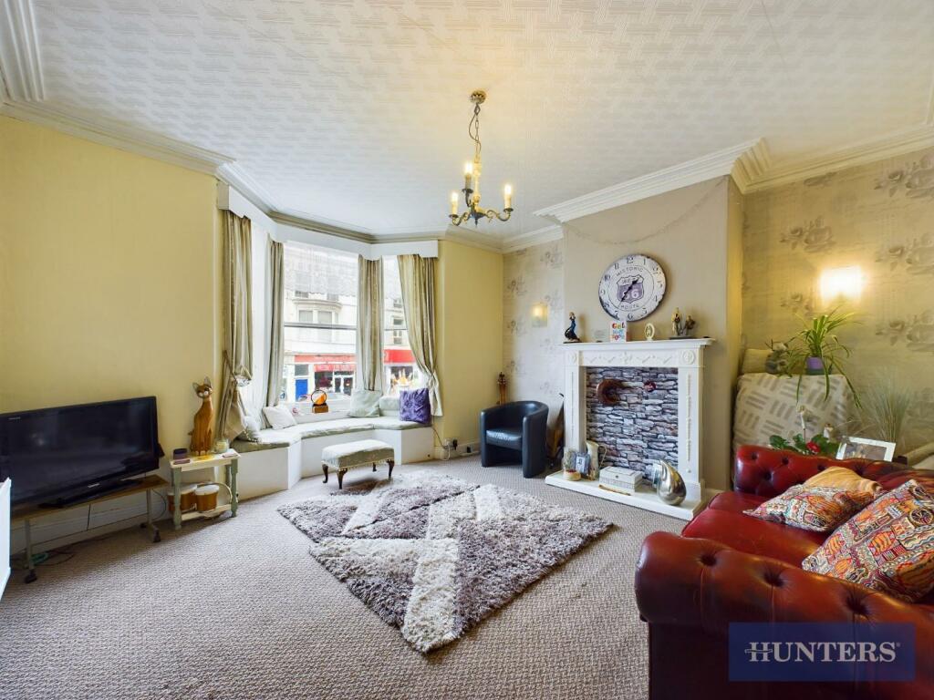 7 bed Terraced
