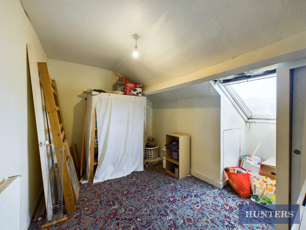 7 bed Terraced